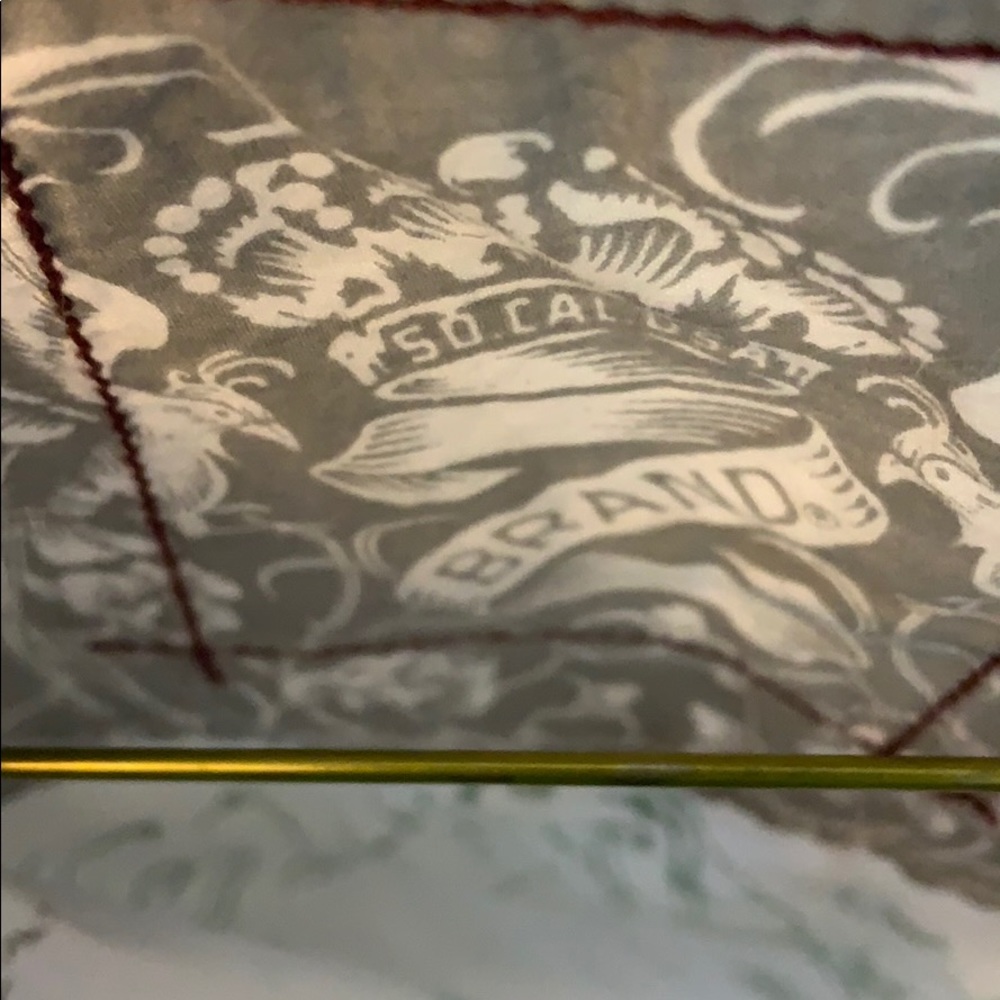 Unique pattern shirt - Picture 3 of 3